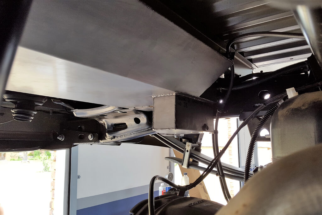 Long Range Fuel Tank Seikel 4x4 Technik (Pty) Ltd.